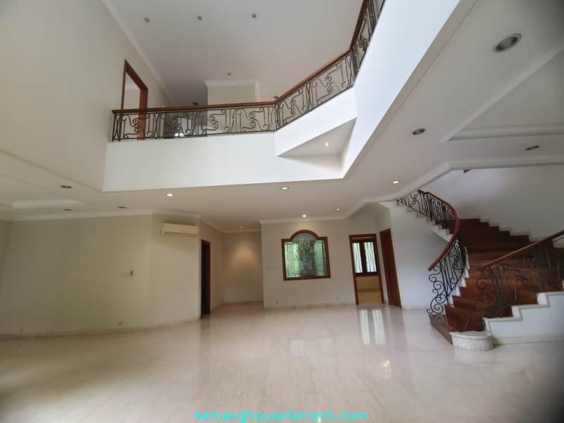 Rent House Near Pondok Indah Golf Course