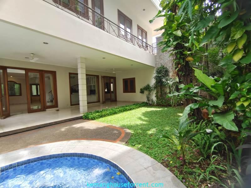 Rent House Near Pondok Indah Golf Course
