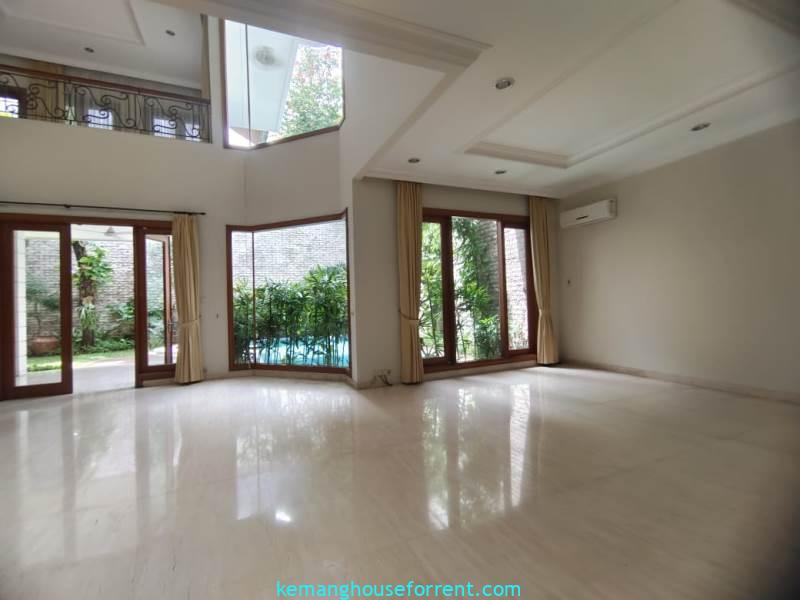 Rent House Near Pondok Indah Golf Course
