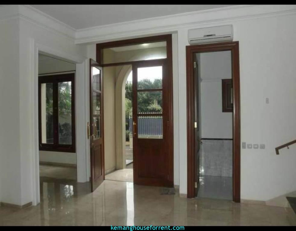 4BR House for rent Cipete South Jakarta