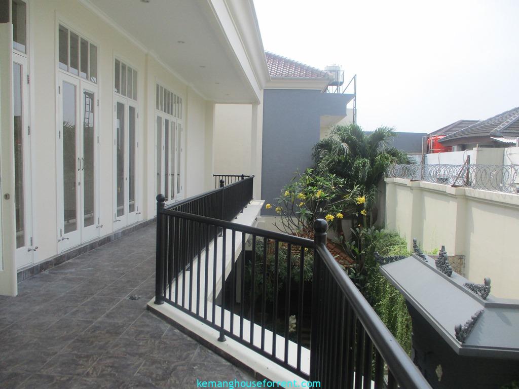 5 BR House For Rent Compound Kemang