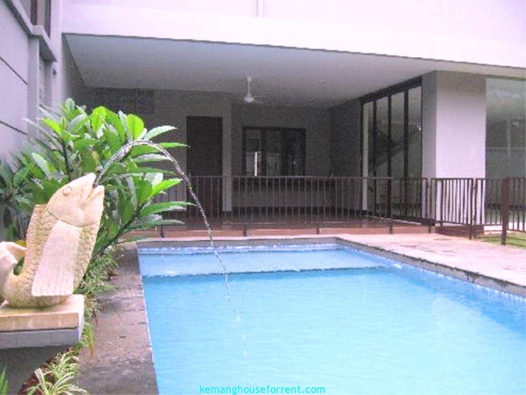 House For Rent Near MRT Station