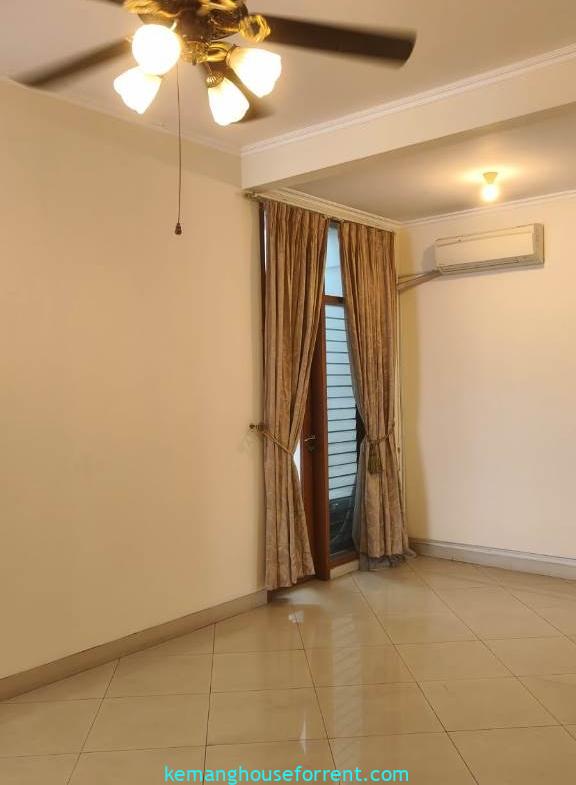 rent house in pondok indah