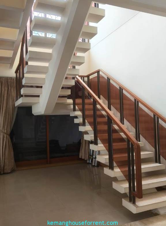 rent house in pondok indah