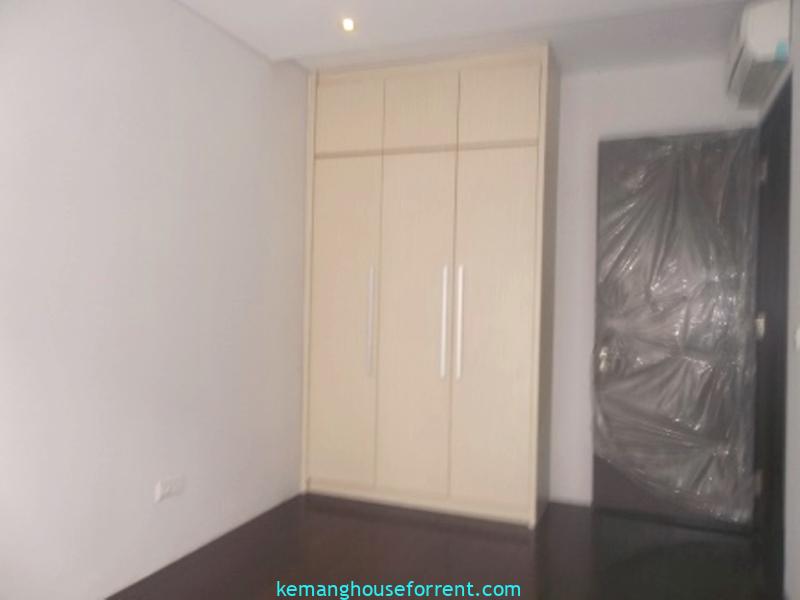 Fully Furnished Townhouse in Kemang