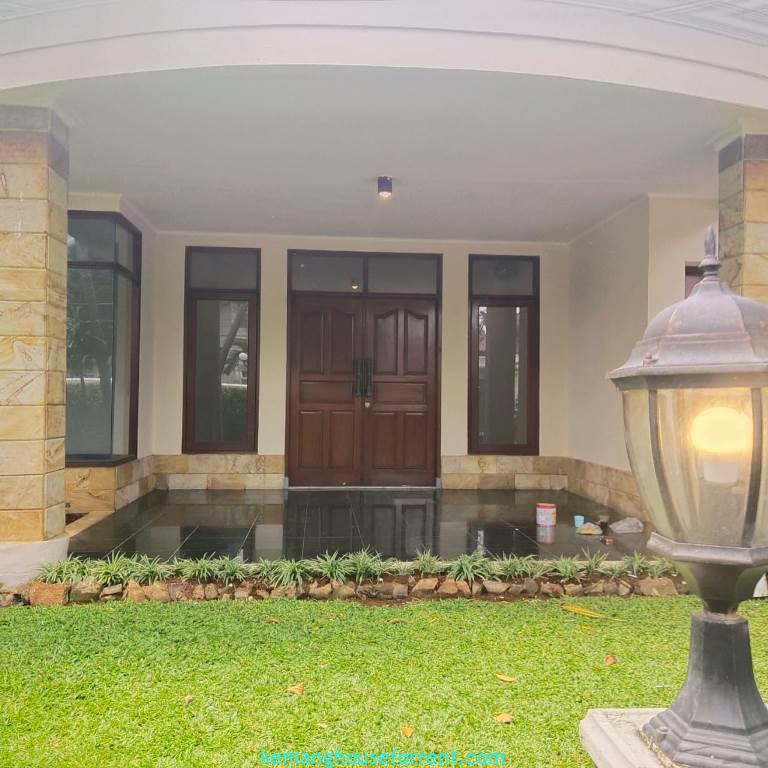 4 BR Rent House in Pejaten Barat