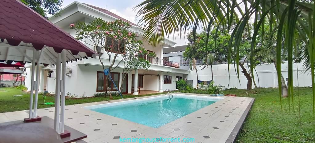Rumah dijual di Kemang Selatan