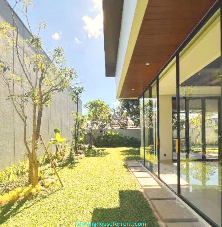Rumah Mewah Dijual di Kemang Jakarta Selatan
