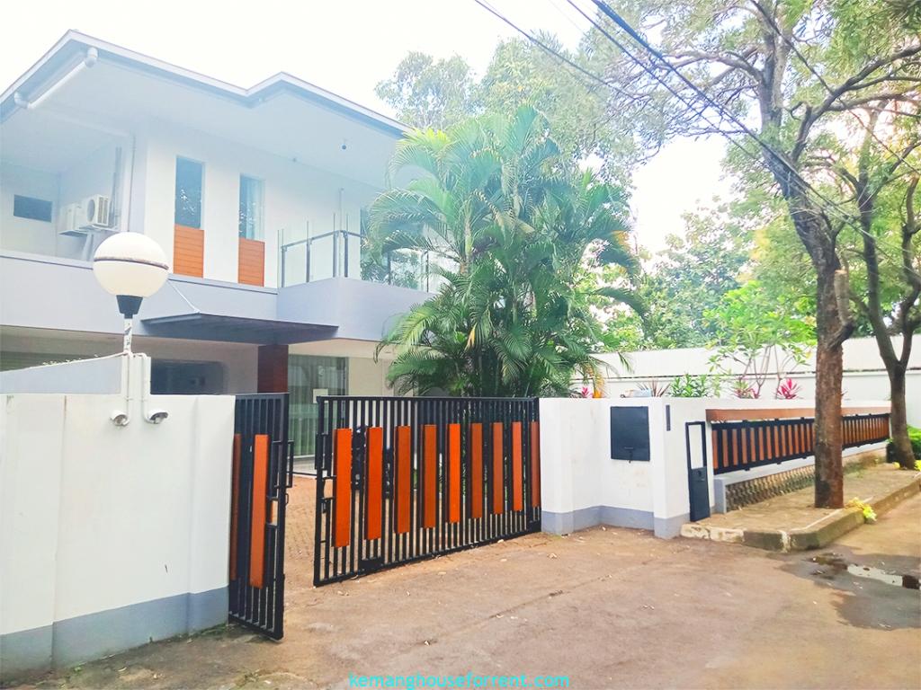For Rent House in Compound Puri Sakti Cipete