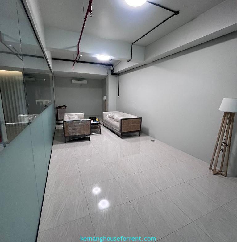 Disewakan Gedung Komersial Dharmawangsa Jakarta Selatan