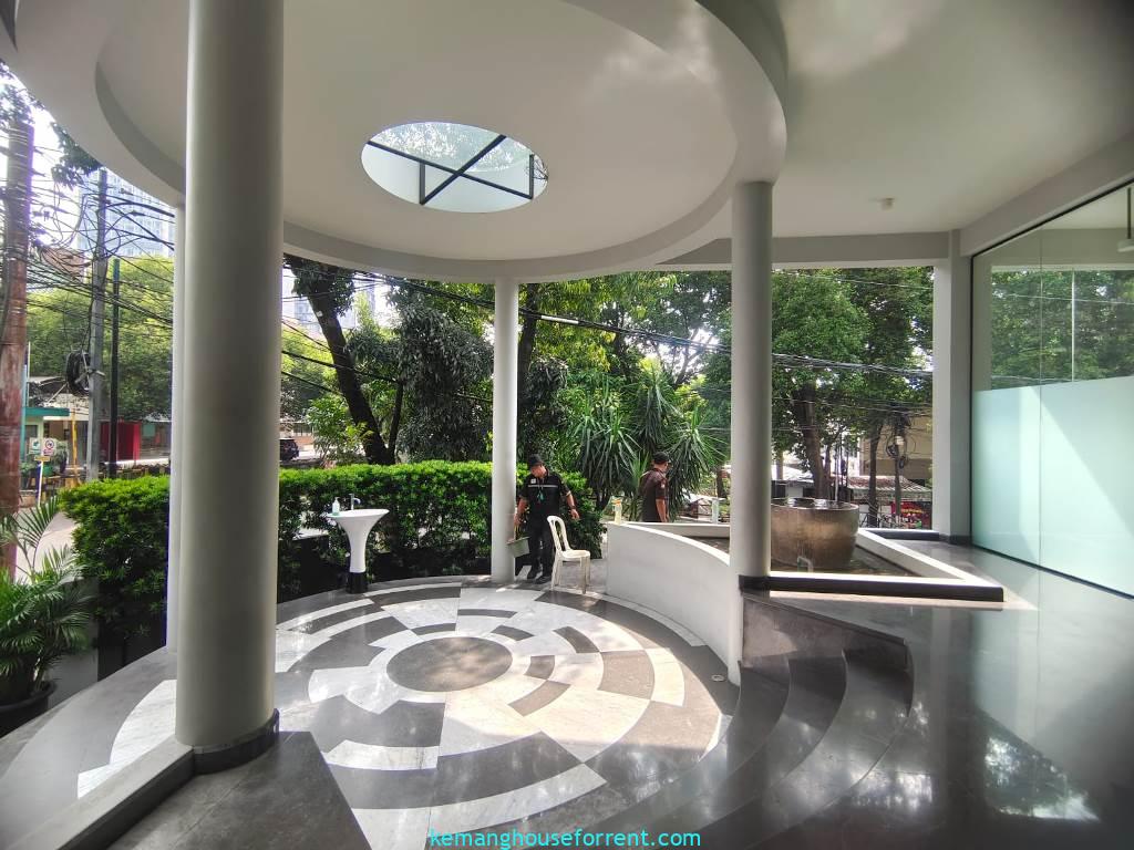 Disewakan Gedung Komersial Dharmawangsa Jakarta Selatan