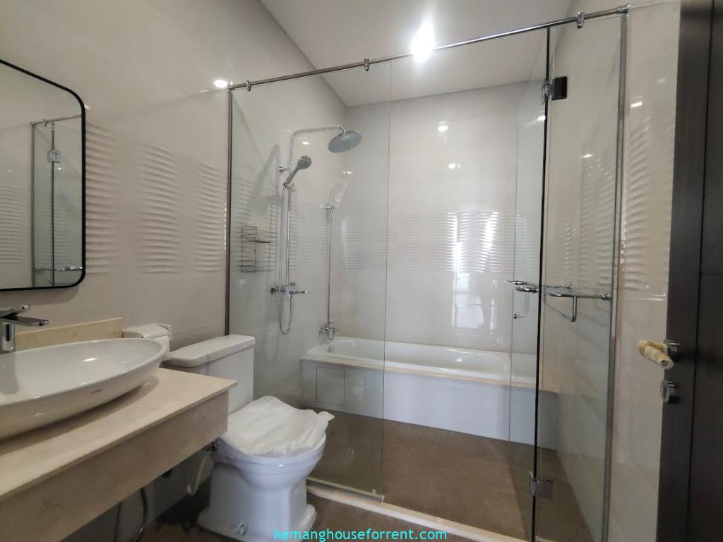 3-story house with lift Pondok Indah