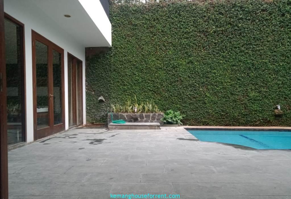 4-BR House for Rent in Kemang Dalam