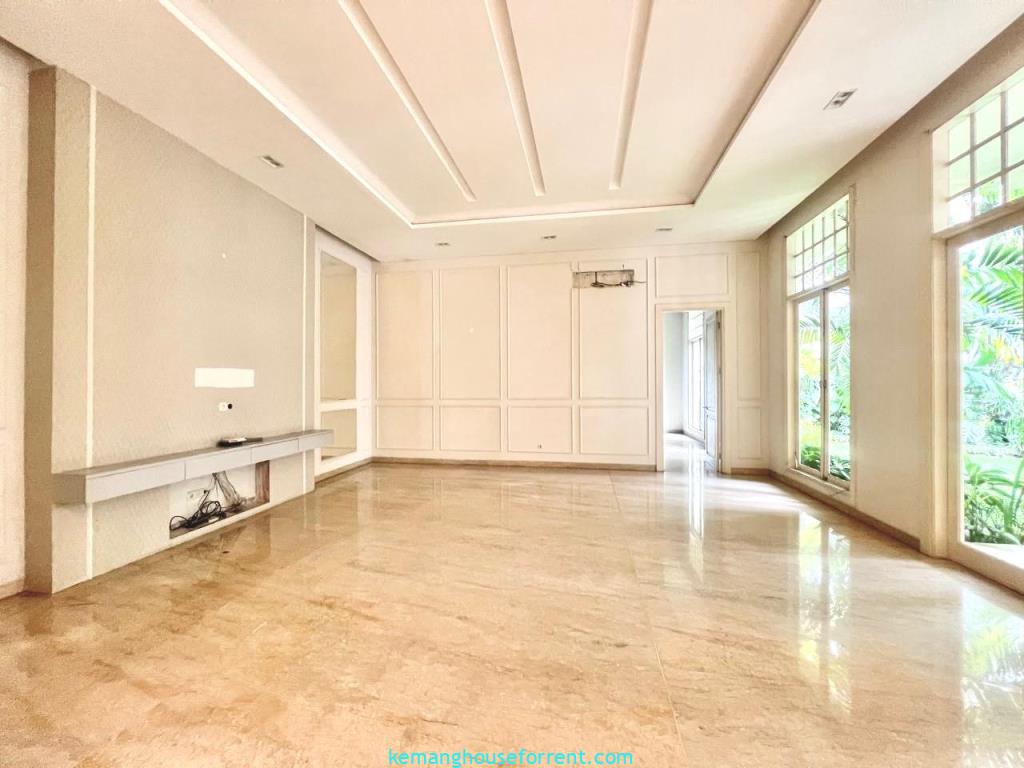 6 BR Rent House in Kemang South Jakarta