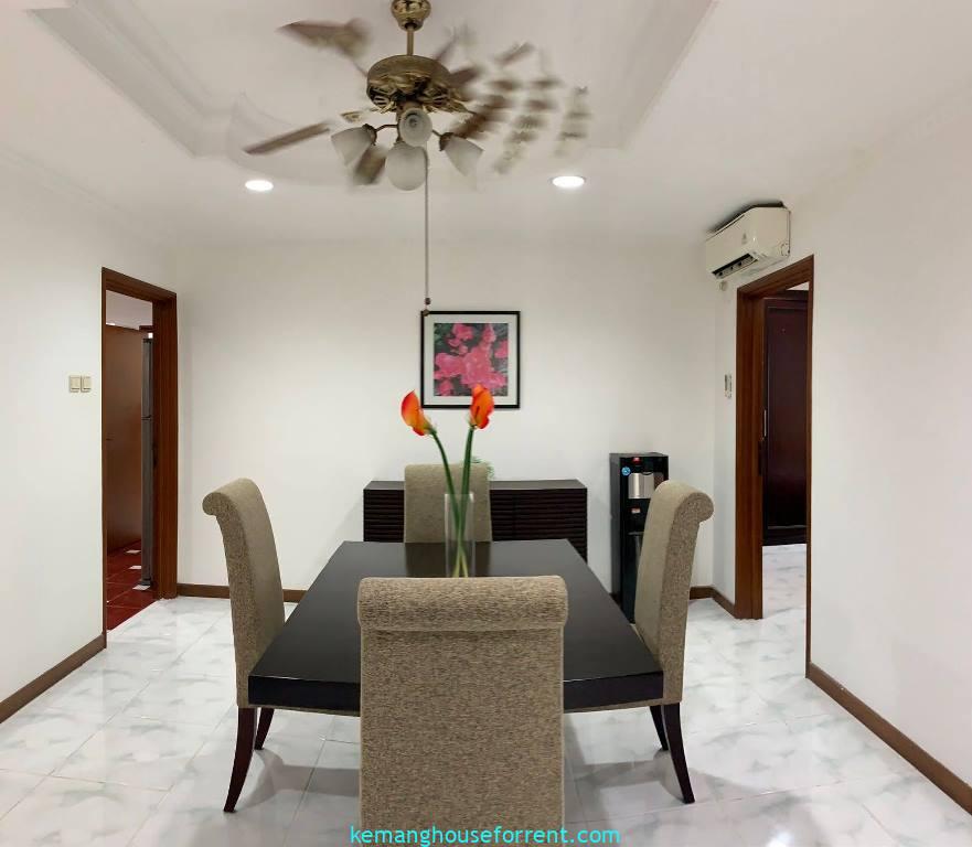 Executive Paradise Apartment