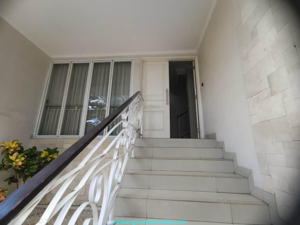 3-Bedroom Home for Rent Near Citos