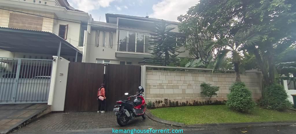 4-Bedroom Modern House in Kencana Permai