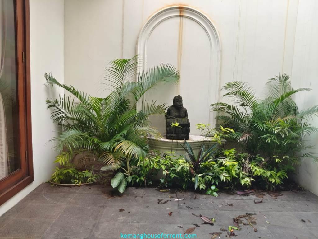 4BR Bali-style villa in Kemang