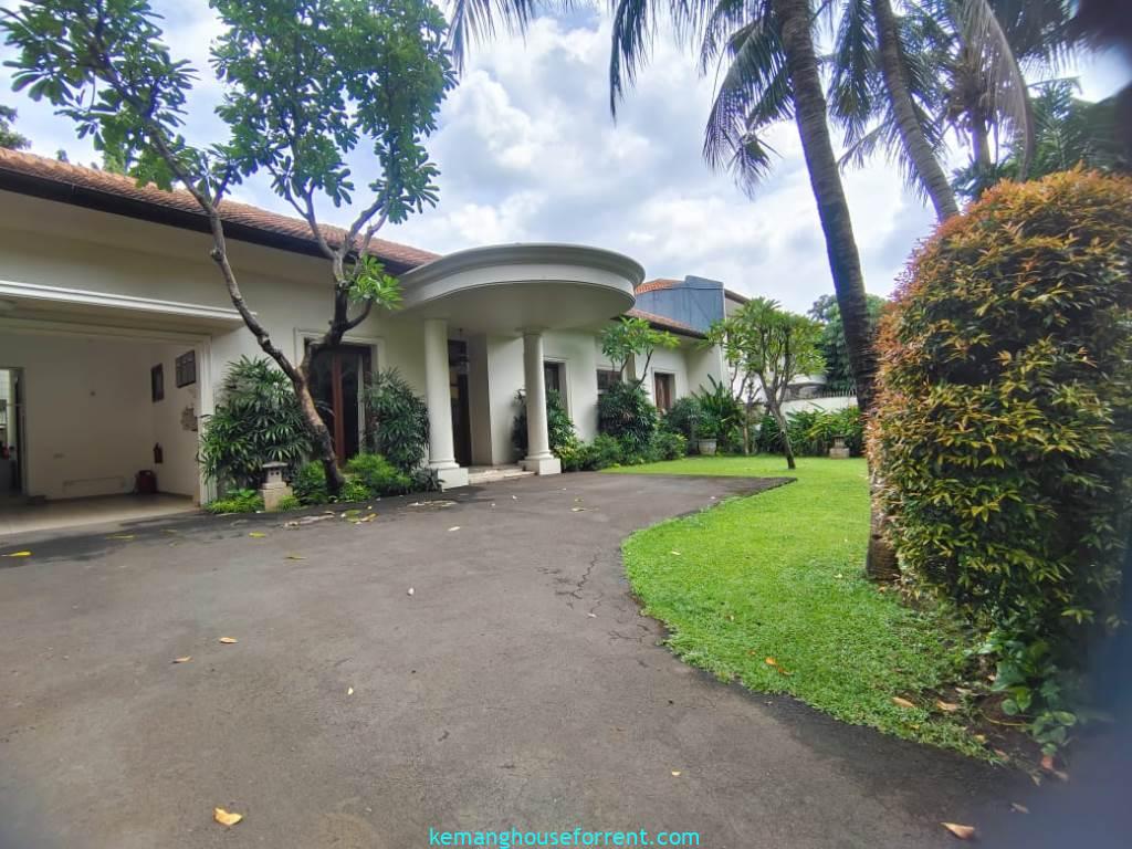 4BR Bali-style villa in Kemang