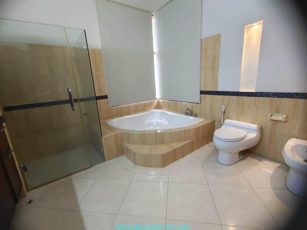 5-Bedroom House Near Cipete MRT Station