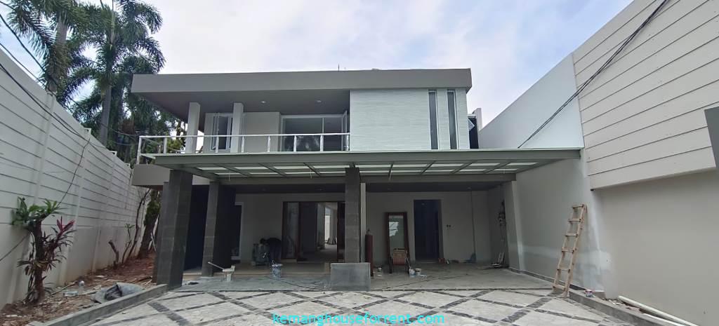 5-Bedroom Minimalist House in Executive Paradise Jakarta