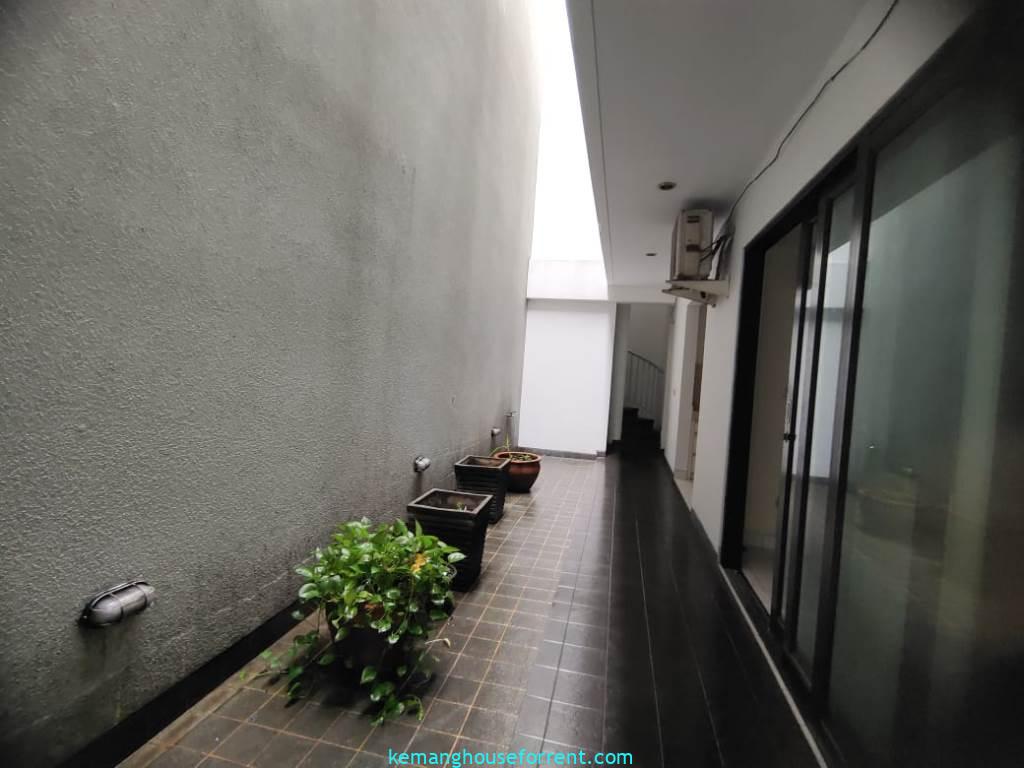 6-Bedroom Modern Minimalist House in Pondok Indah