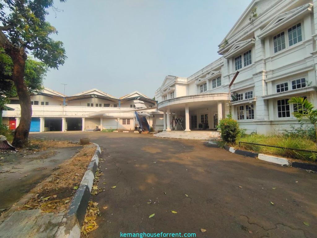 Dijual Tanah 1 Hektar di Kemang Timur