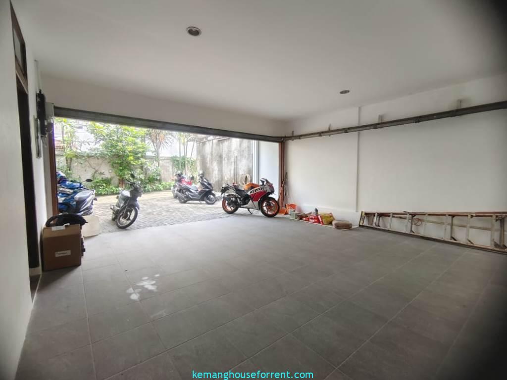 House for Rent Near MRT Cipete