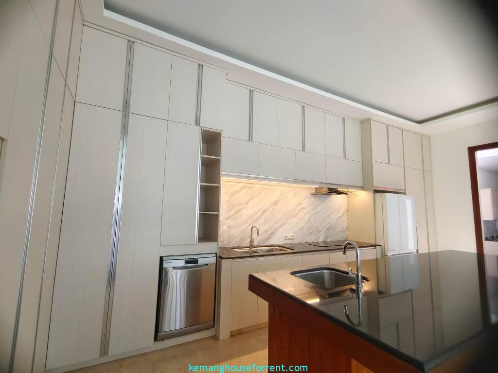 Luxury 6BR House for Rent in Kebayoran Baru