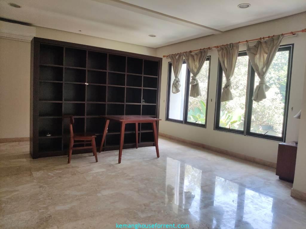 Modern 4BR House in Pondok Indah