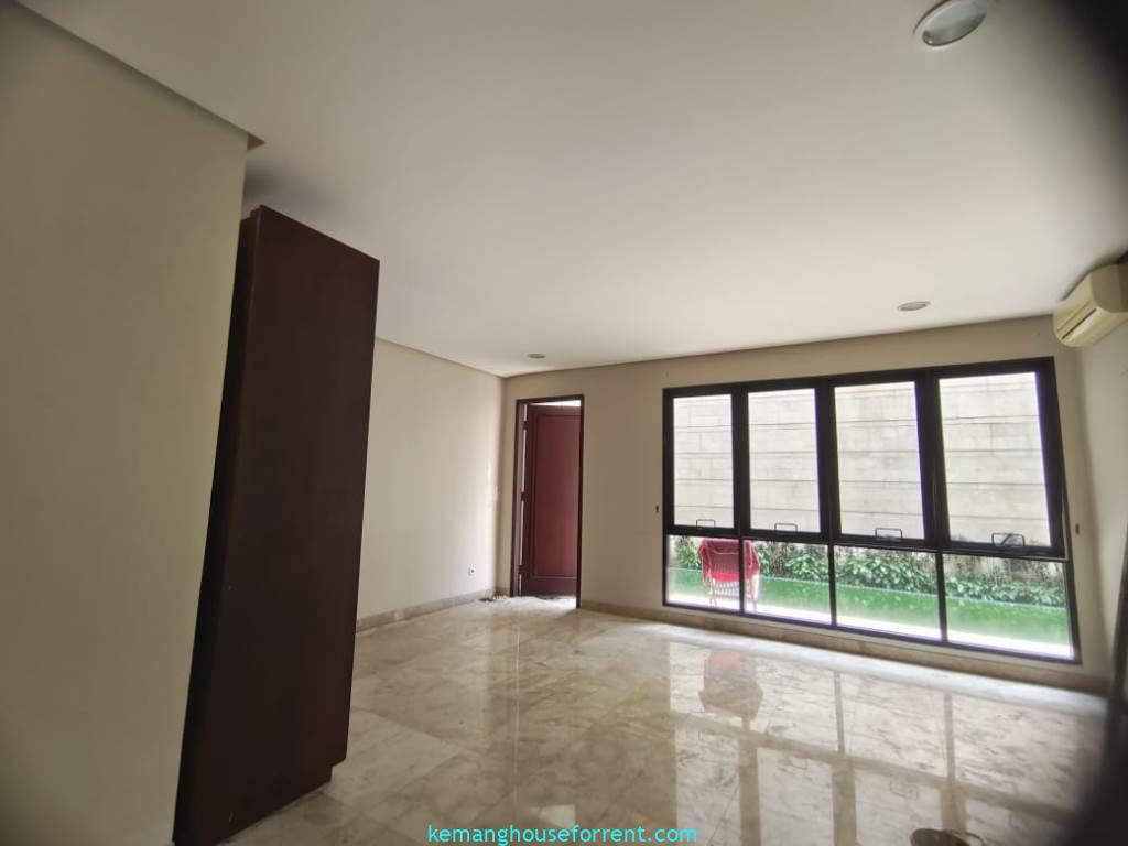 Modern 4BR House in Pondok Indah
