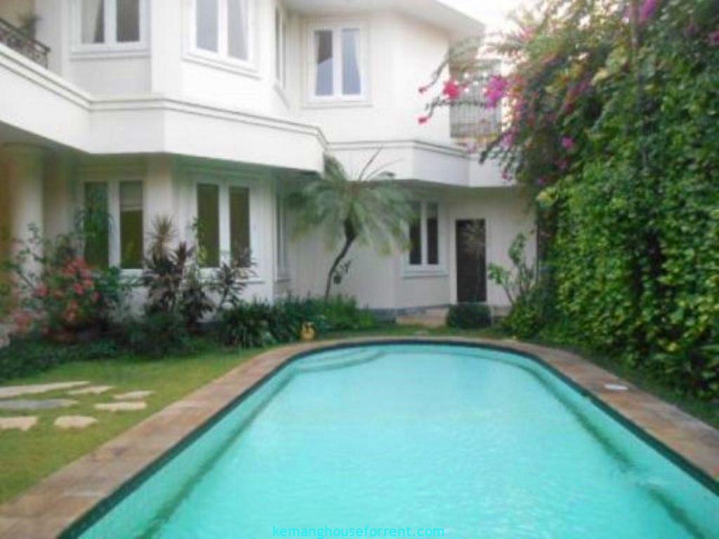 Modern House With Pool in Kemang Dalam