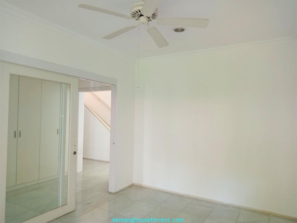 4-BR Home in Pondok Intan Residence