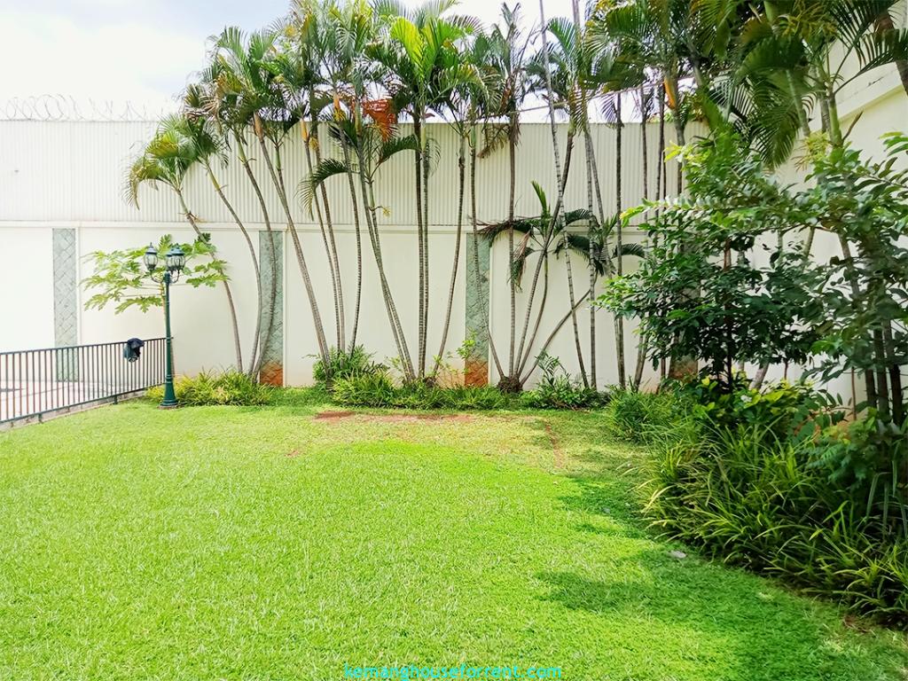 4-BR Home in Pondok Intan Residence