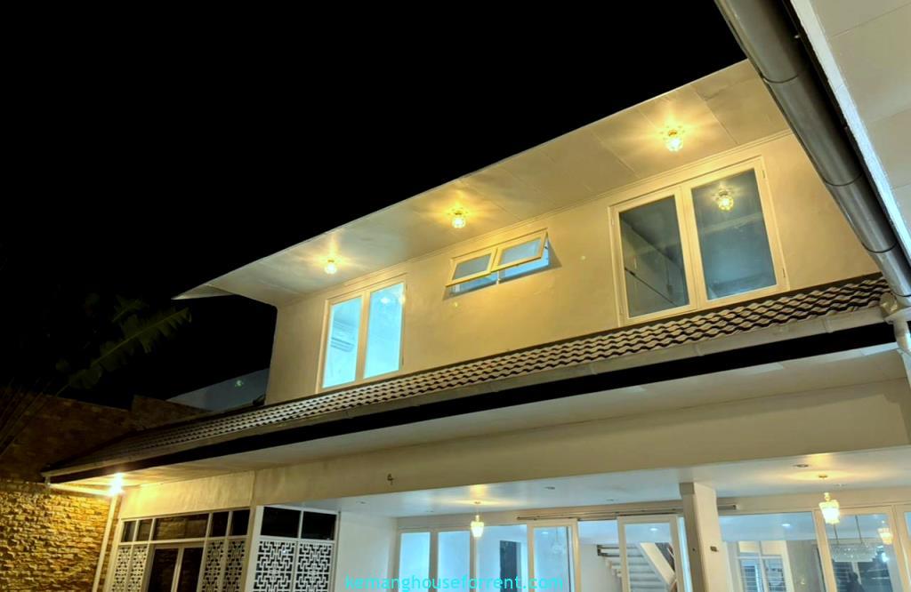 4BR House for Rent in Kebayoran Baru