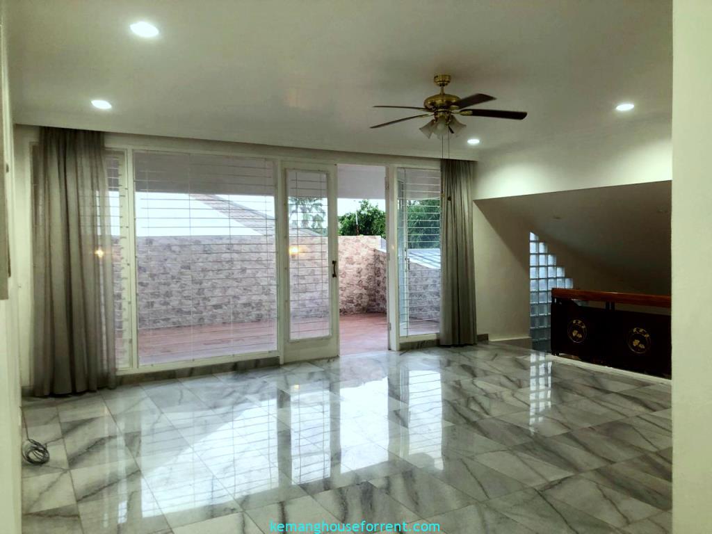 4BR House for Rent in Kebayoran Baru