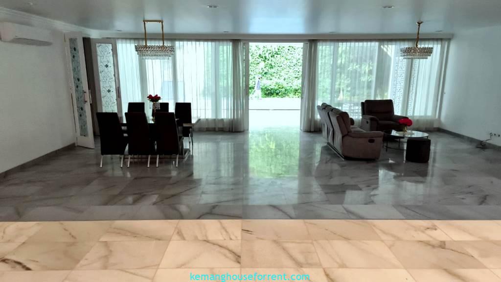 4BR House for Rent in Kebayoran Baru