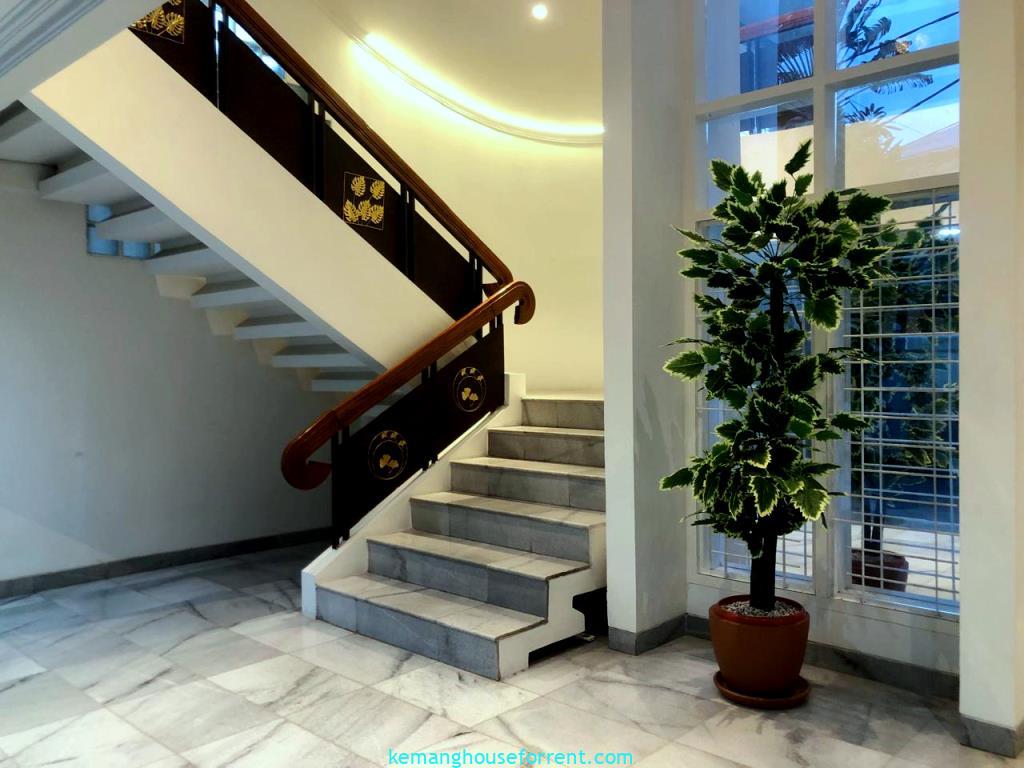 4BR House for Rent in Kebayoran Baru