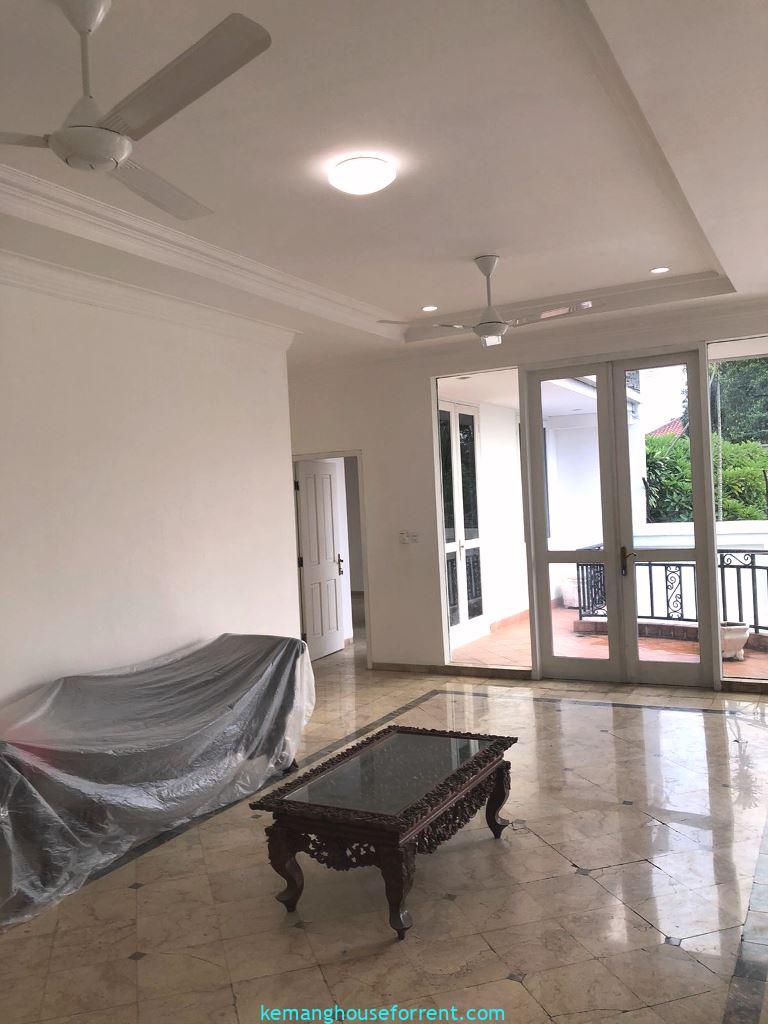 Disewakan Rumah Kantor Strategis di Kemang