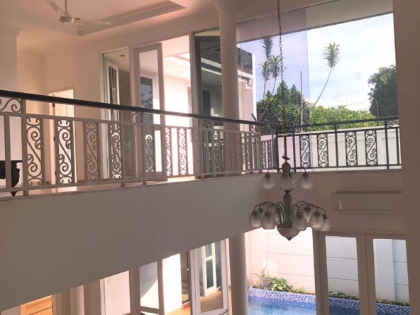 Disewakan Rumah Kantor Strategis di Kemang
