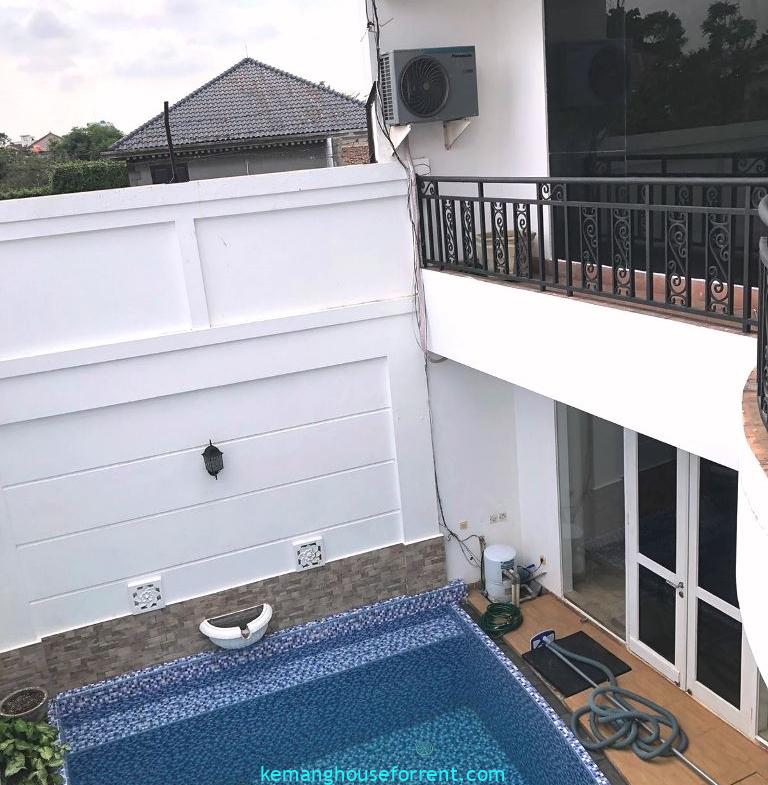 Disewakan Rumah Kantor Strategis di Kemang