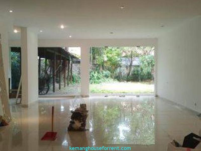 disewakan tempat usaha kemang raya