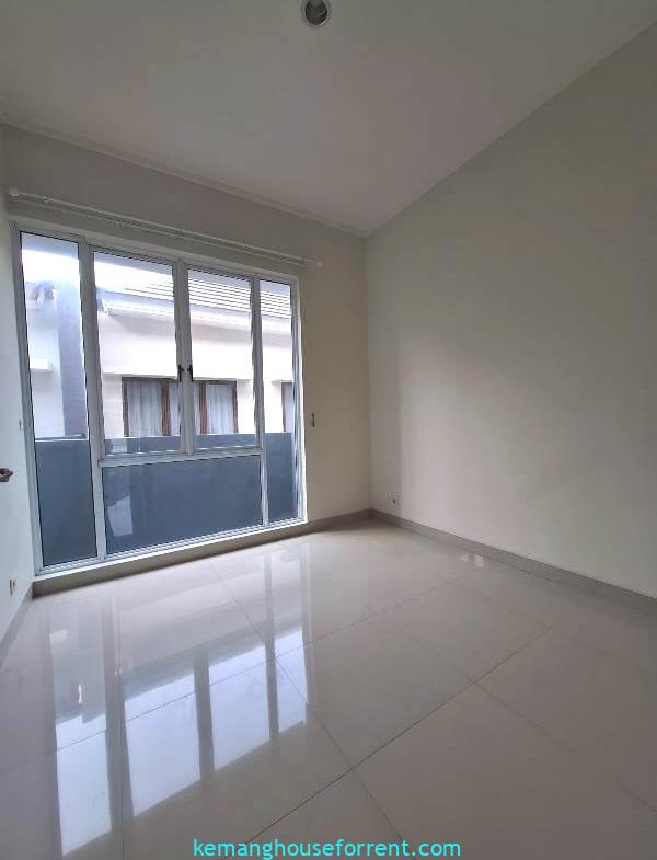 Rumah Dijual di Discovery Bintaro