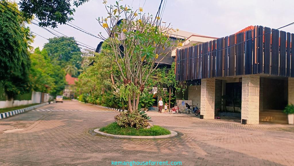 Luxury House for Rent in Executive Paradise Antasari