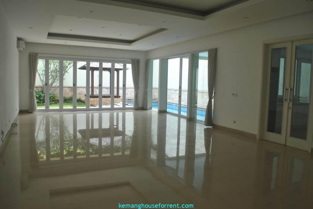 Modern 4-Bedroom Minimalist House in Pejaten Barat