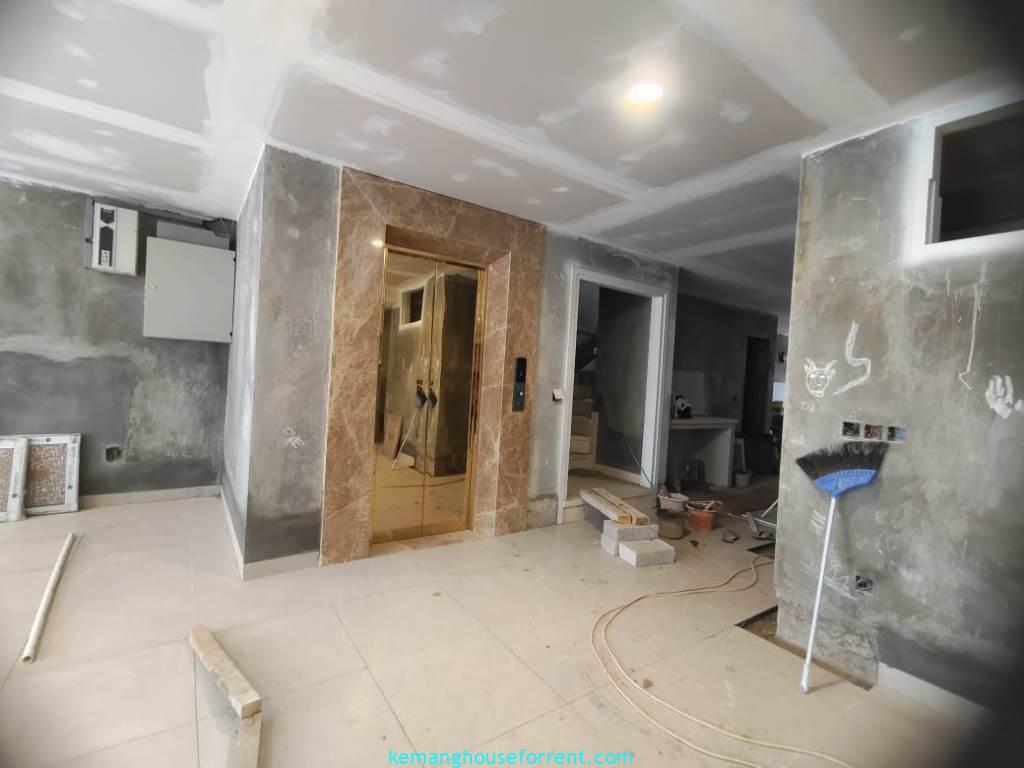 Rumah Mewah Dijual di Kemang Dalam