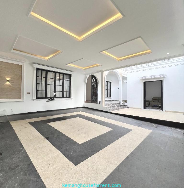 Rumah Mewah Dijual di Pondok Indah