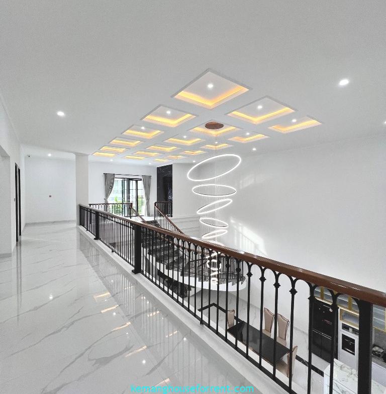 Rumah Mewah Dijual di Pondok Indah