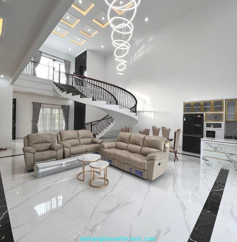 Rumah Mewah Dijual di Pondok Indah