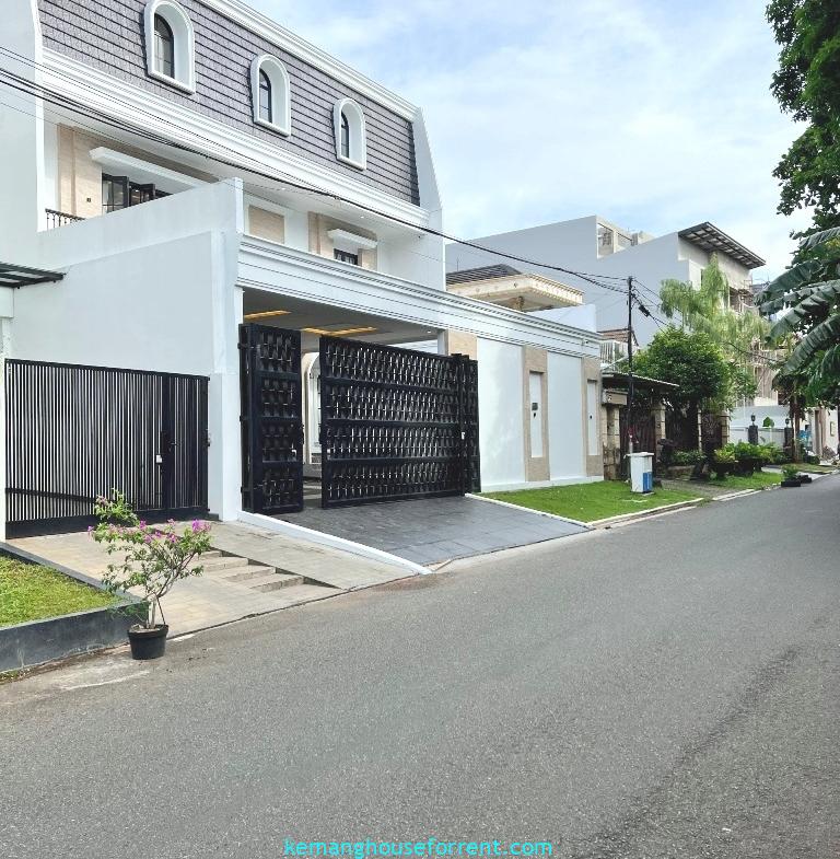 Rumah Mewah Dijual di Pondok Indah